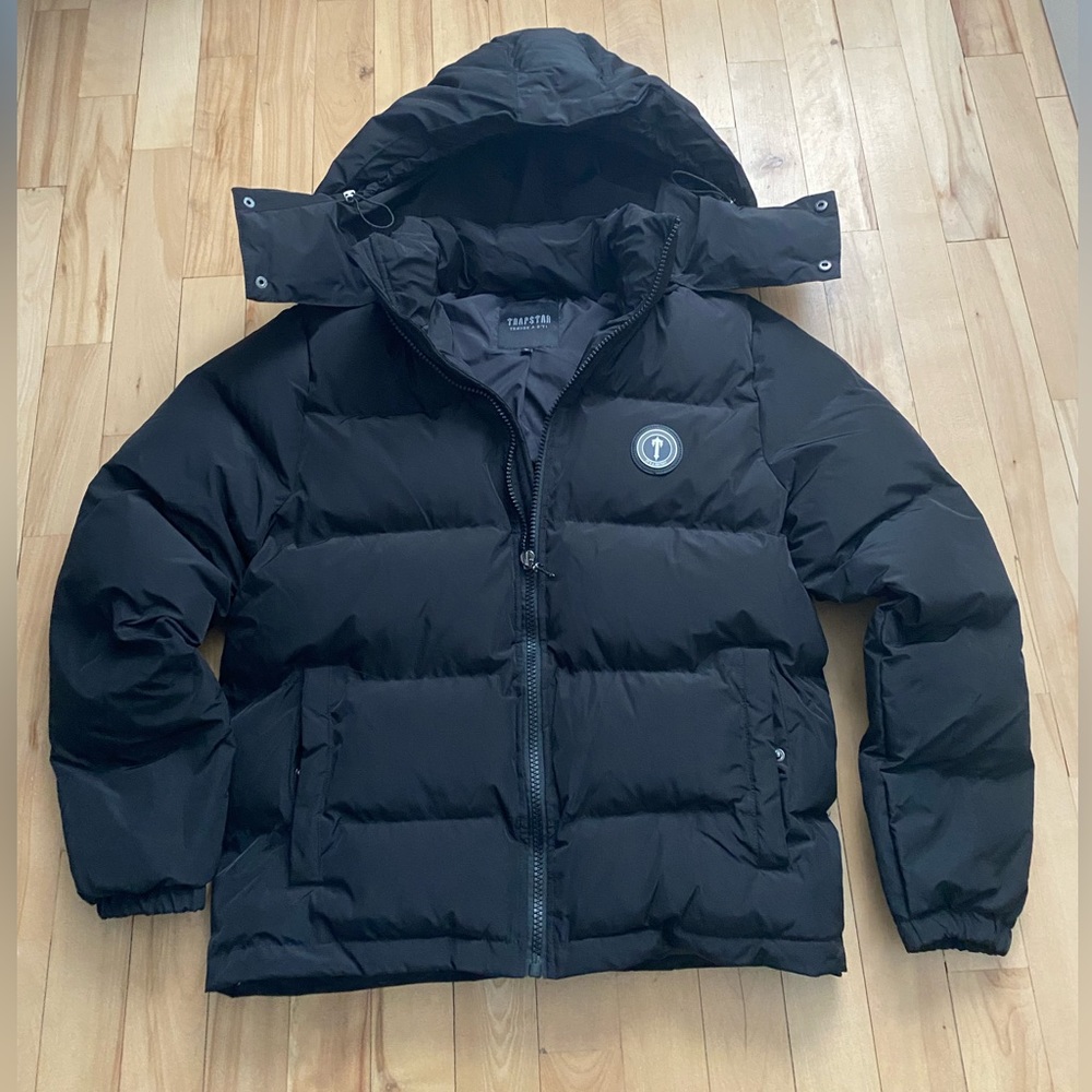 Trapstar Irongate Detachable Hooded Puffer Jacket Black